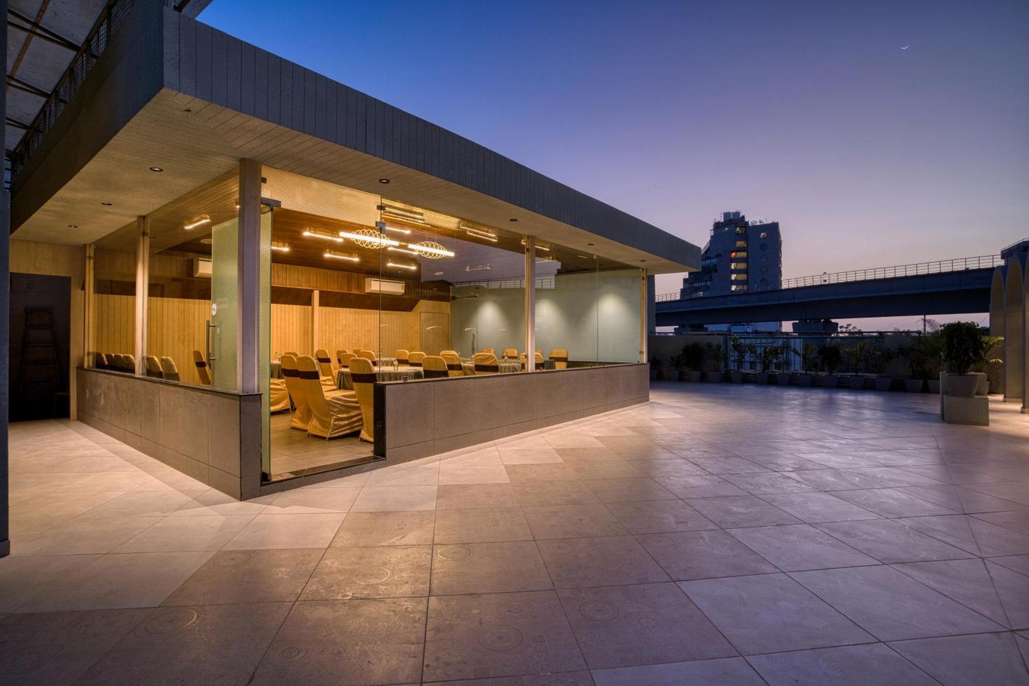 Exora Inn Ahmedabad Exterior foto