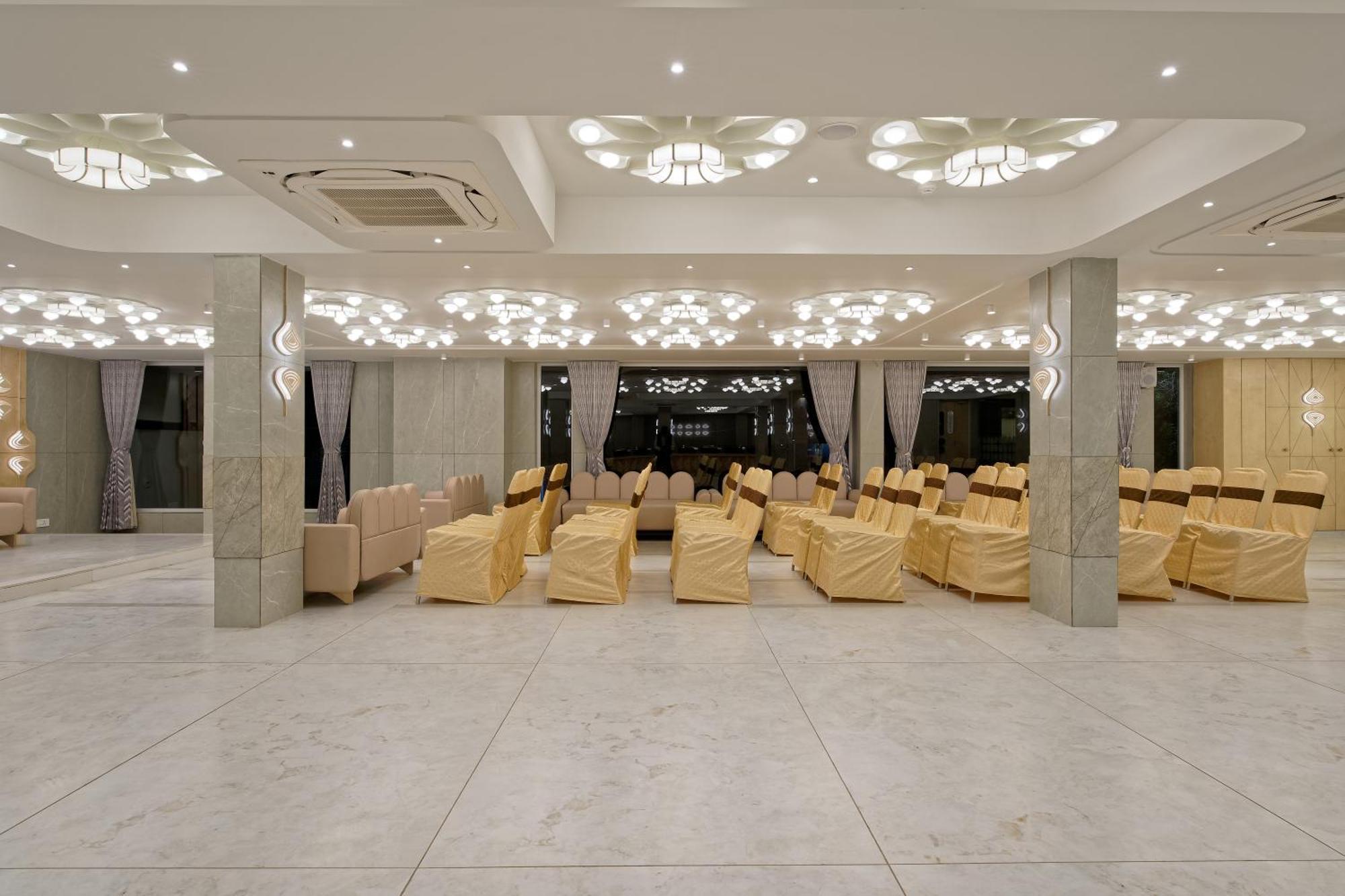 Exora Inn Ahmedabad Exterior foto