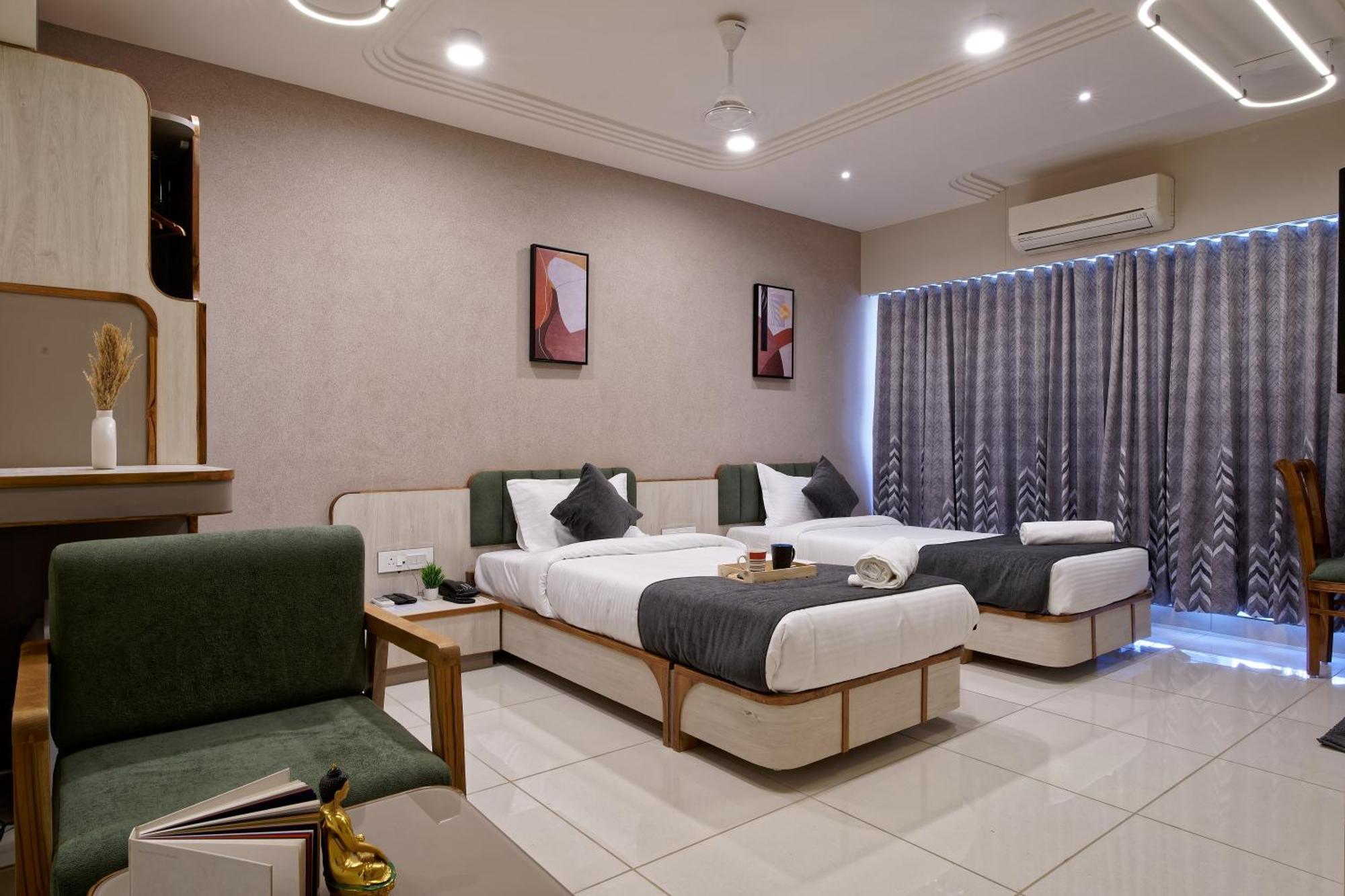 Exora Inn Ahmedabad Exterior foto