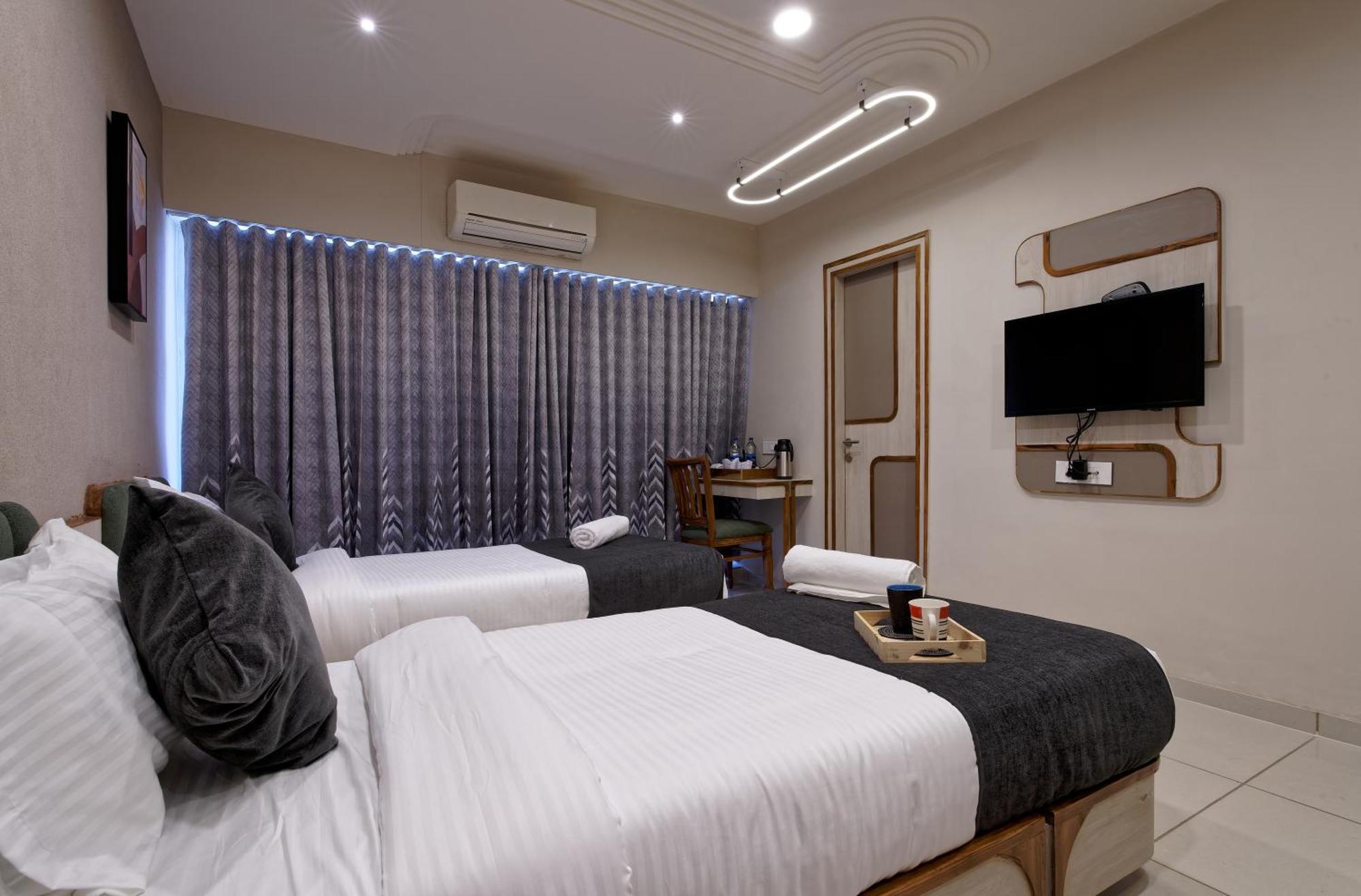 Exora Inn Ahmedabad Exterior foto
