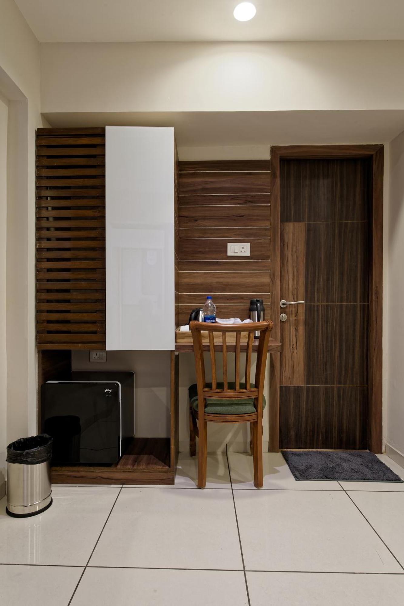 Exora Inn Ahmedabad Exterior foto
